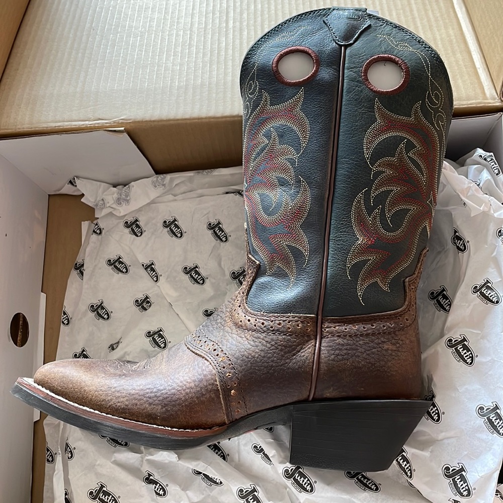 Men’s Justin cowboy boots